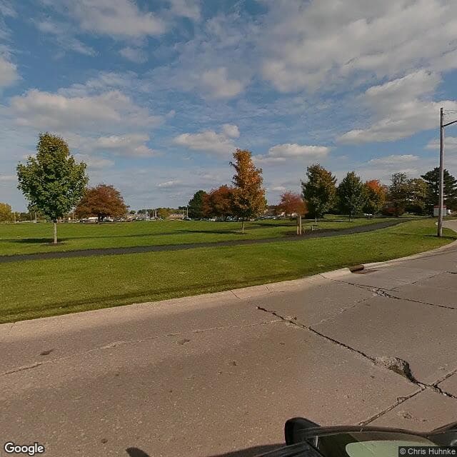 Oak Hills Nursing Center in Lorain, OH - Main View