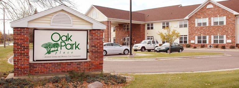 Oak Park Place Of Albert Lea in Albert Lea, MN