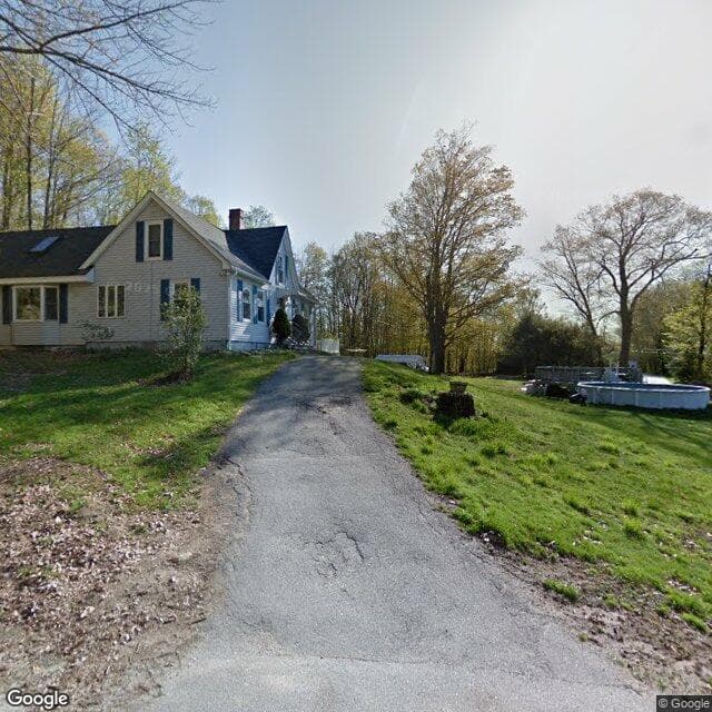 Oakhill Road in Auburn, ME - Main View