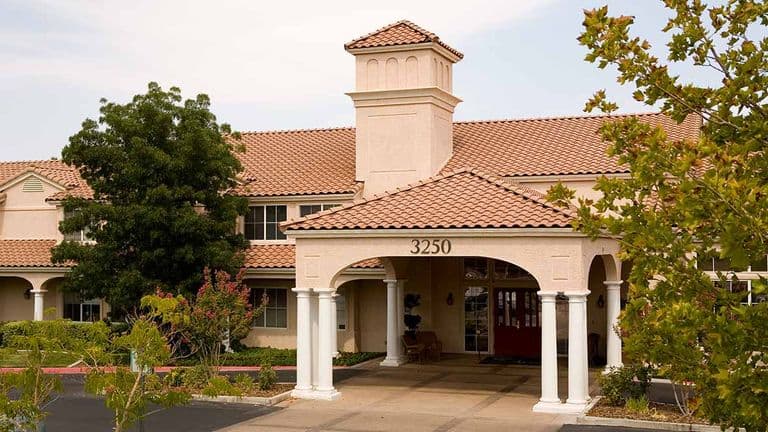 Oakmont Of The Lakes in Las Vegas, NV