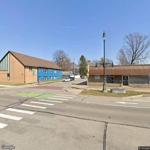 Oakridge Manor Nursing & Rehab Center in Ferndale, MI - Main View