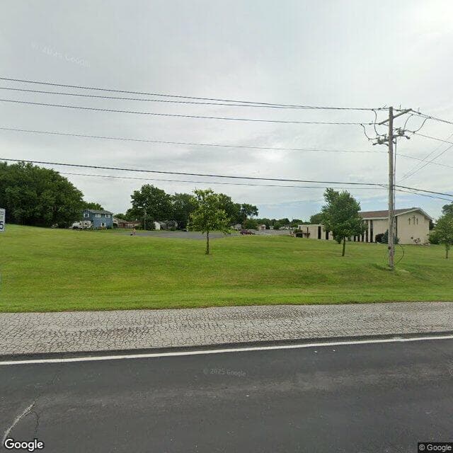 Oakwood Place AL in Davenport, IA - Main View