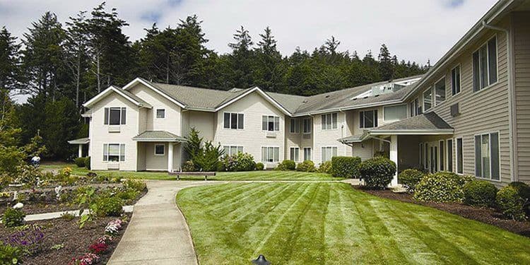 Oceanview Assisted Living Residence in Newport, OR - Main View
