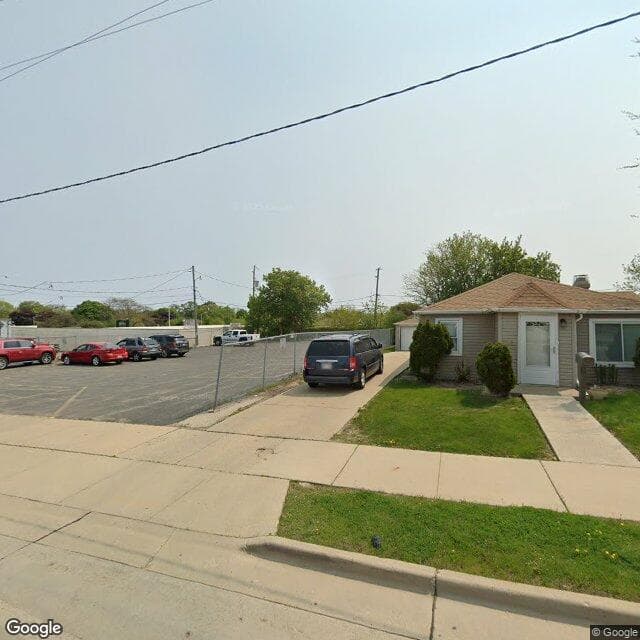 Ohio St Family Home in Racine, WI - Main View