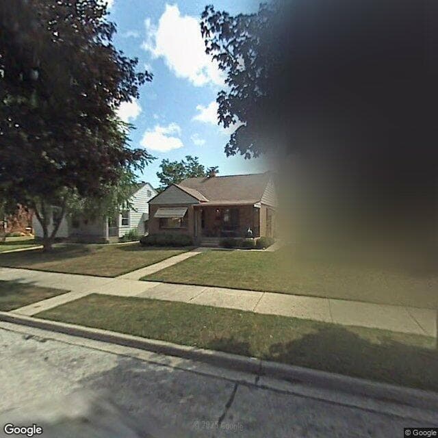 Oklahoma Group Home in Milwaukee, WI - Main View