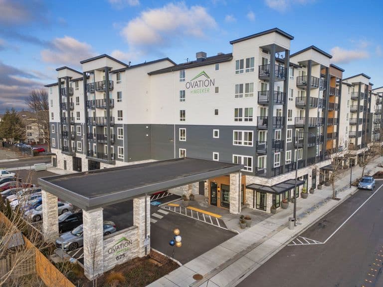 Ovation at Meeker in Kent, WA - Main View