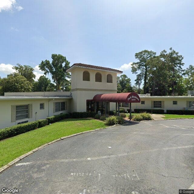 Park Meadows Health & Rehabilitation Center in Gainesville, FL - Main View