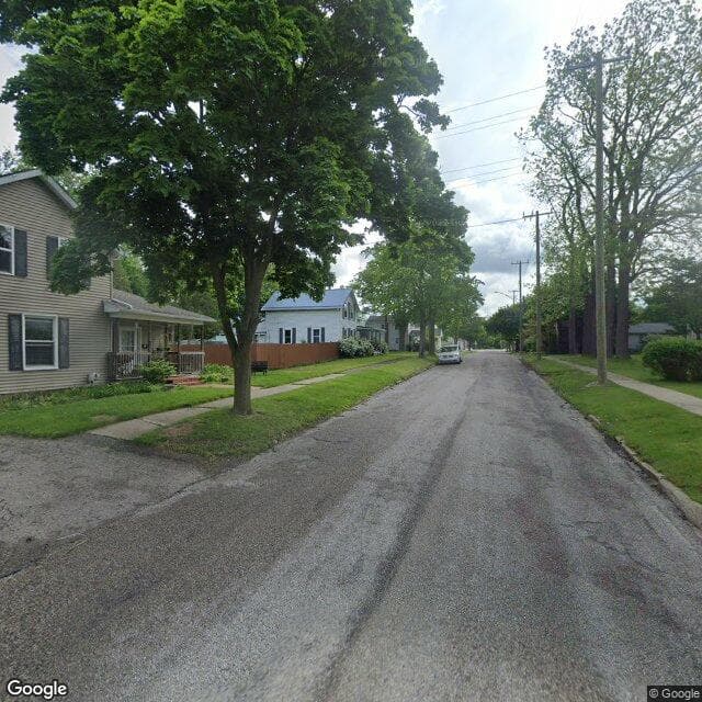 Park Street Home in Lapeer, MI - Main View