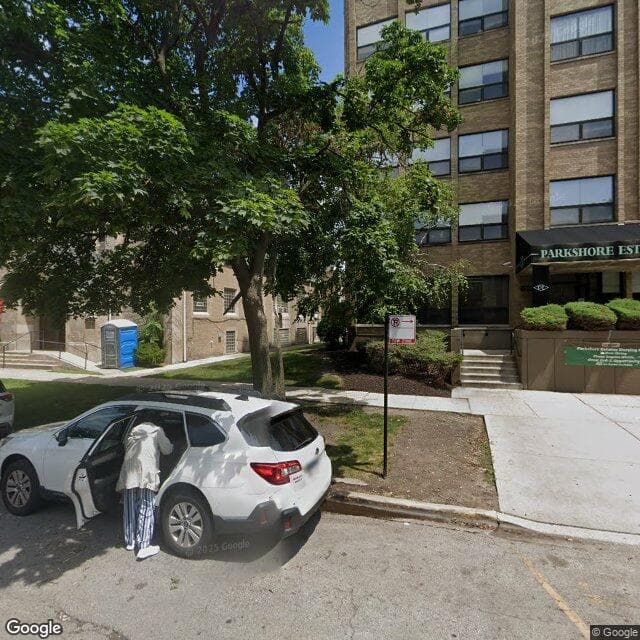Parkshore Estates in Chicago, IL - Main View