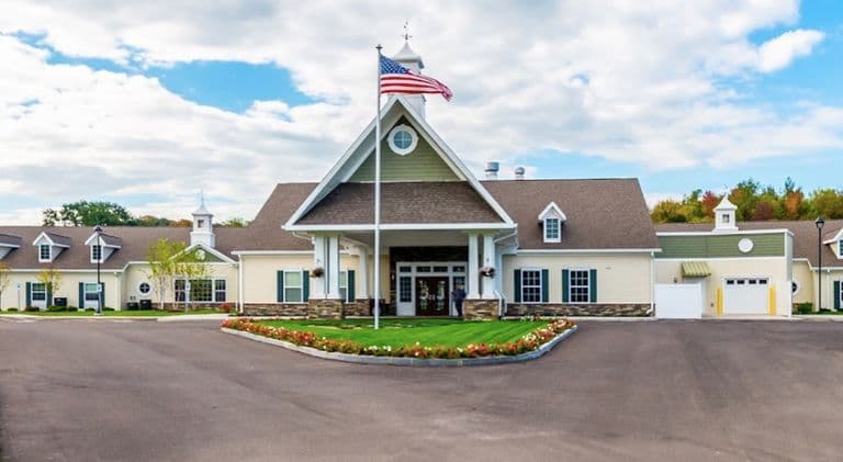 Peregrine Senior Living at Onondaga Hill in Syracuse, NY