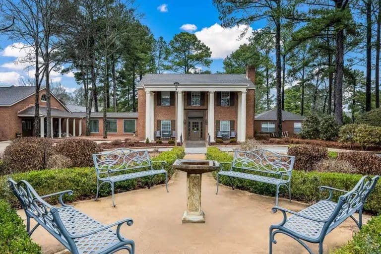 Pine Valley in Tuscaloosa, AL - Main View