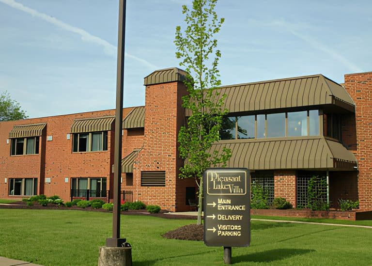 Pleasant Lake Villa in Cleveland, OH - Main View