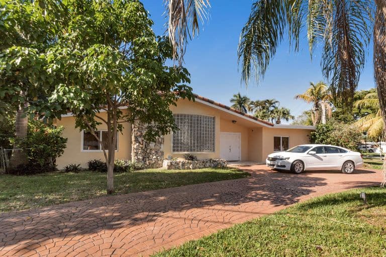 Prestige Care Aventura Assisted Living Facility in Miami, FL