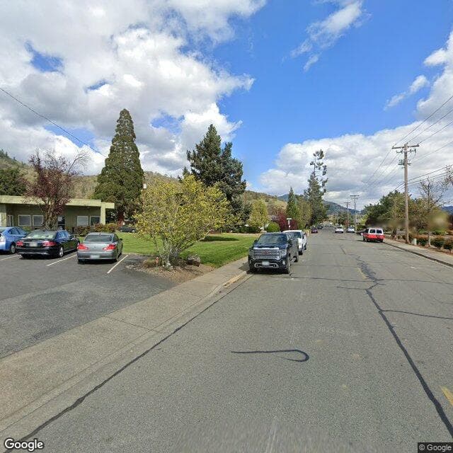 Regency Care Of Rogue Valley in Grants Pass, OR - Main View