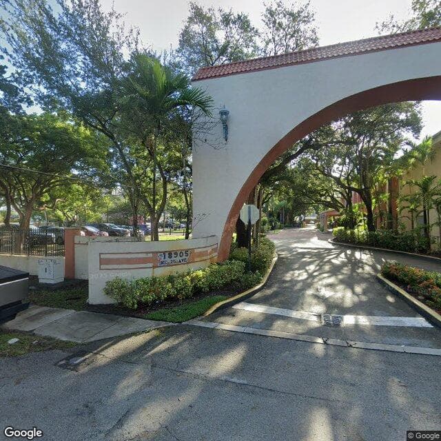 Regents Park At Aventura in Miami, FL - Main View