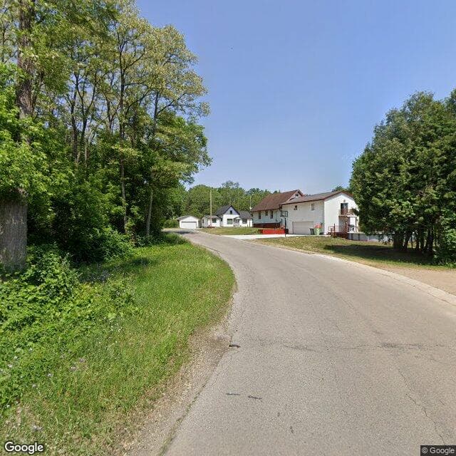Rem King Street in Oconto Falls, WI - Main View