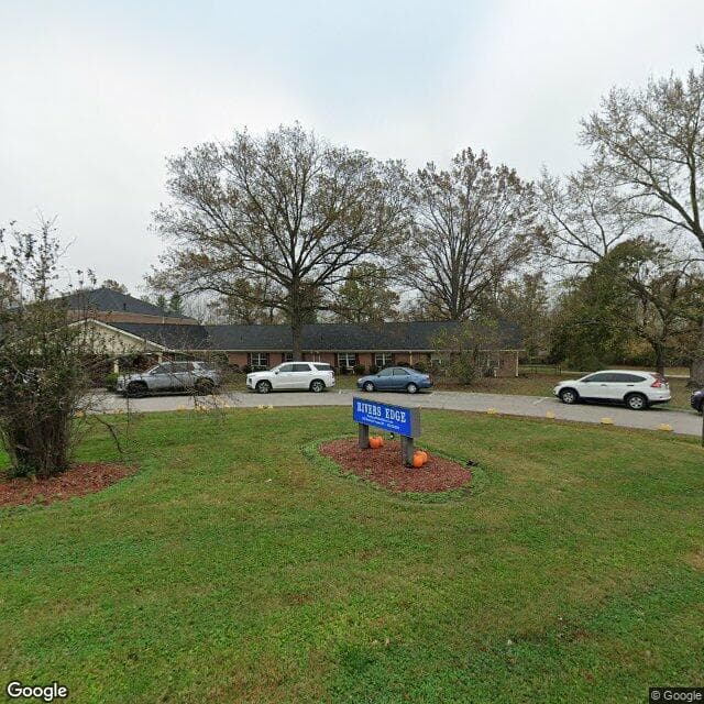 Rivers Edge Nursing And Rehabilitation Center in Prospect, KY