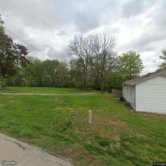 Riverside Place in Saint Joseph, MO - Main View