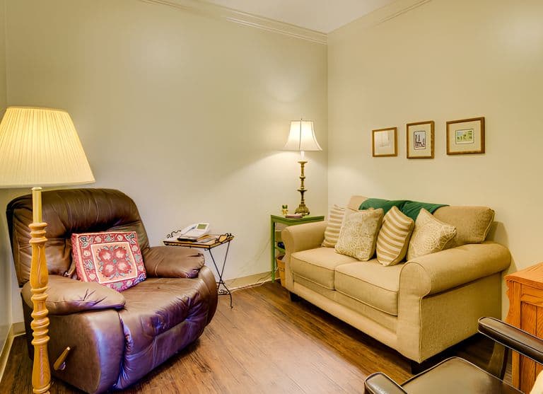 Rosecrest Rehabilitation and Healthcare - Senior living in Inman, South Carolina