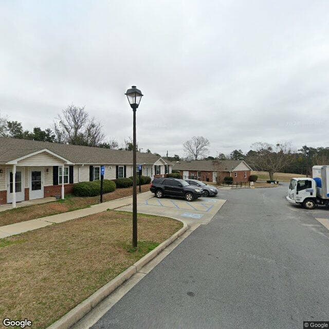 Royalwood Group Home in Mount Vernon, GA - Main View