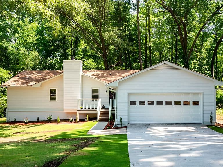 Schnora's Happy Home - Senior living in Snellville, Georgia