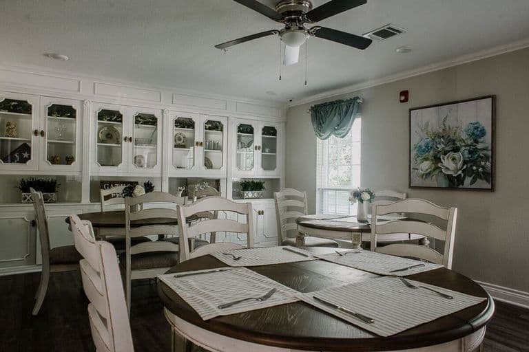 Seasons Assisted Living Conroe - Senior living in Conroe, Texas