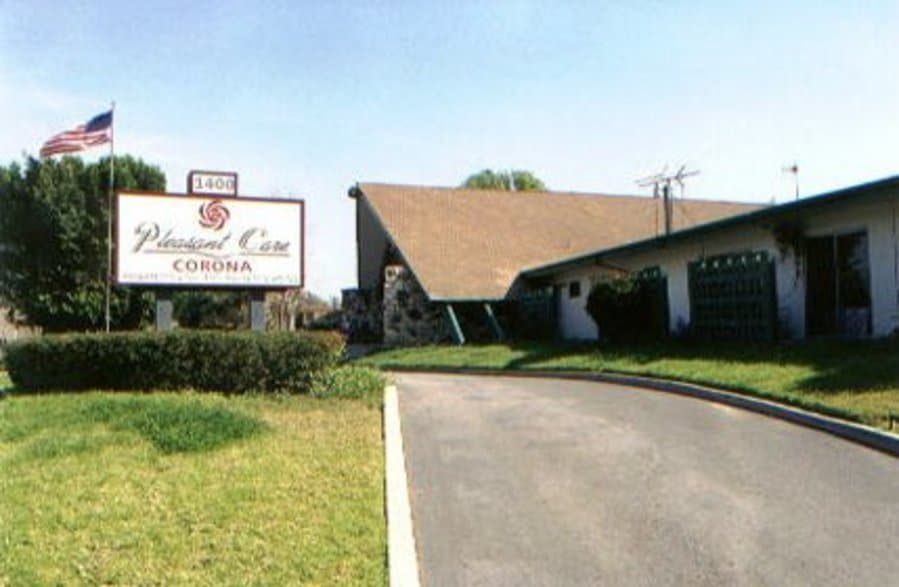 Corona Health Care Center in Corona, CA - Main View
