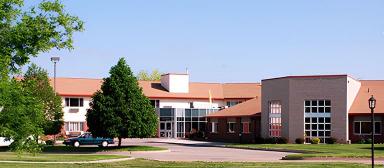 Senior Suites Of Urbandale in Urbandale, IA