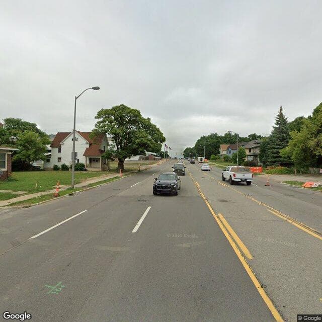 Serenity Care 350 in Pontiac, MI - Main View