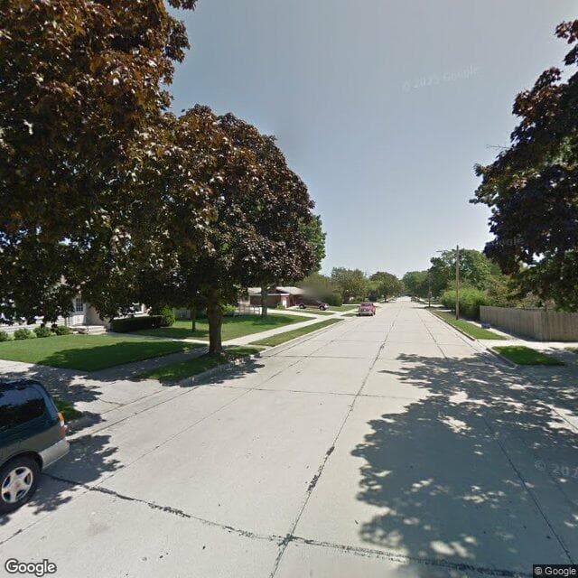 Serenity On Osborne in Racine, WI - Main View