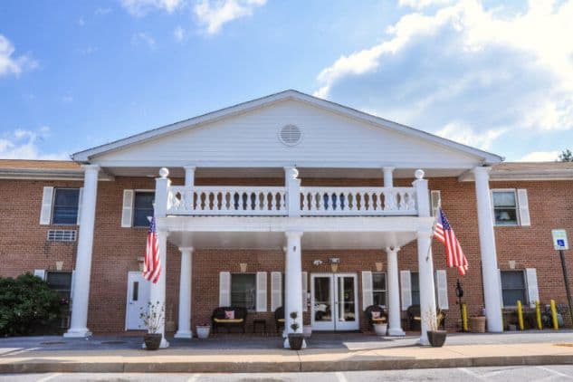 Shangri La Senior Living in Ellicott City, MD - Main View