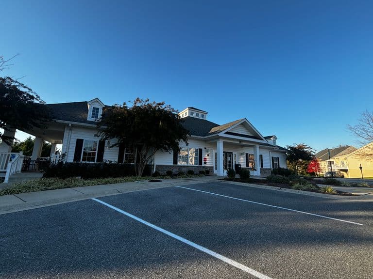 Signature Club at Greenview - Senior living in New Market, Maryland