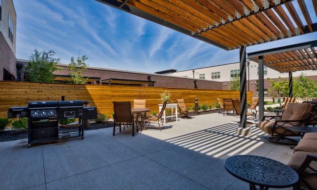 Silvercrest at College View - Senior living in Lenexa, Kansas