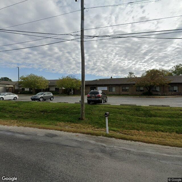 Silvis Center for Nursing Rehab & Care in Silvis, IL - Main View