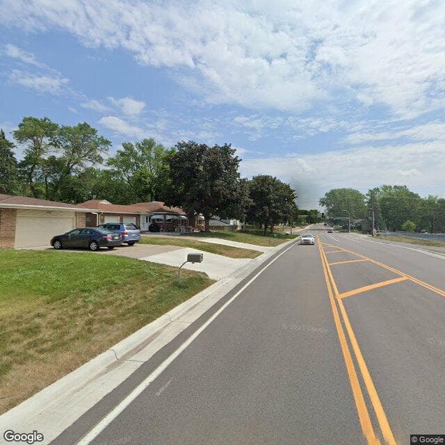 Sisters Assistant Living Care I in Roseville, MN - Main View