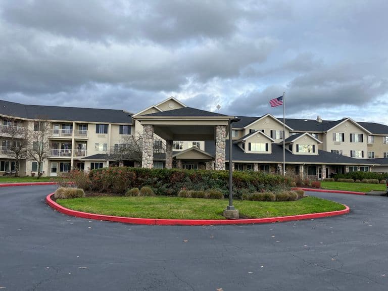 Solista Newberg - Senior living in Newberg, Oregon