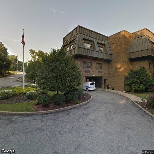 South Hills Post Acute in Bethel Park, PA - Main View