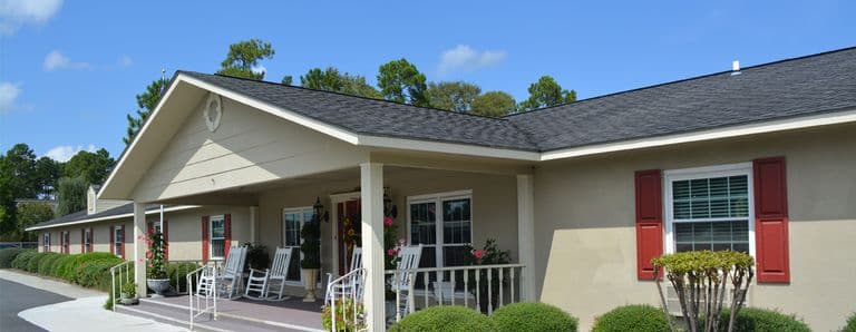 Southern Manor Senior Living in Statesboro, GA - Main View