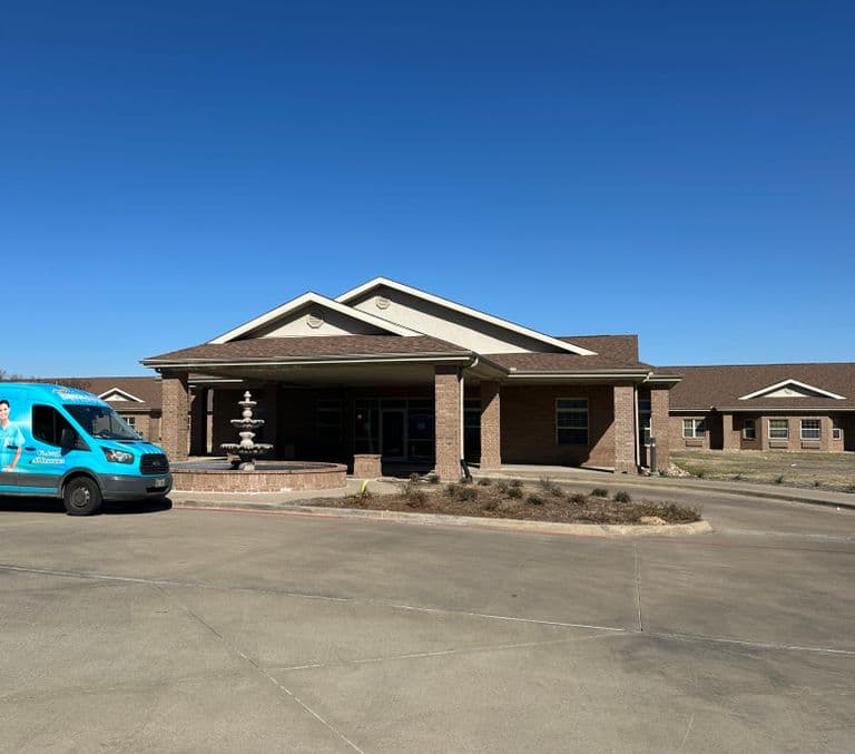 Southern Oaks Therapy and Living Center in Dallas, TX - Main View