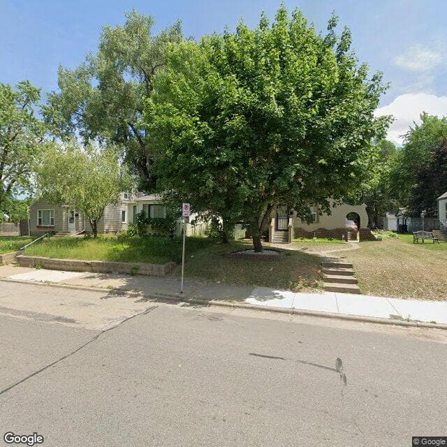 Stanton House W Services in Minneapolis, MN - Main View