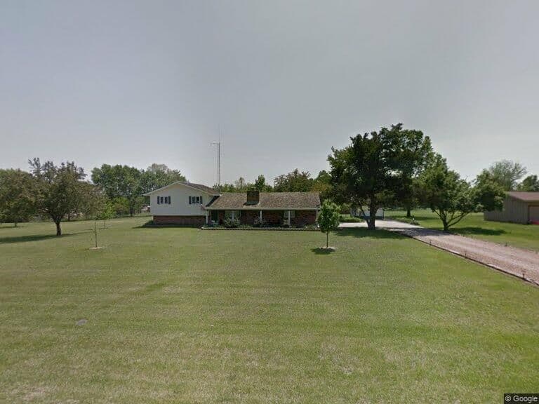 Star Living in Lawrence, KS - Main View