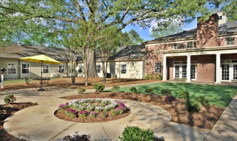 SummerHouse Grayson Valley - Senior living in Birmingham, AL