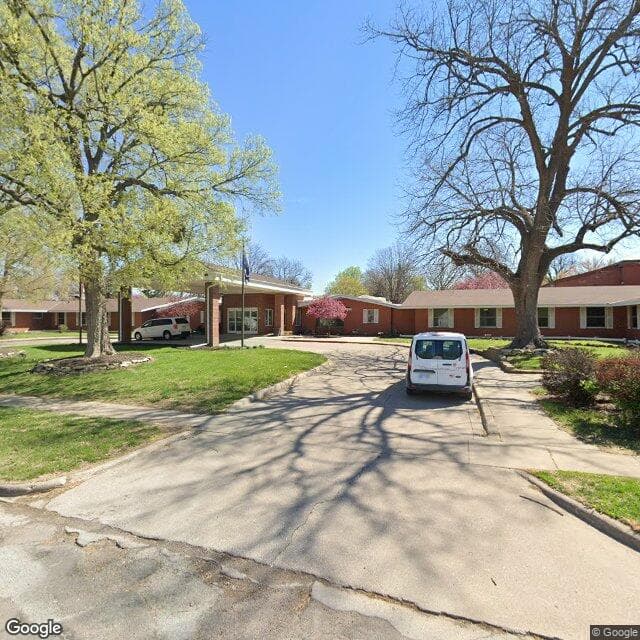 Sumner Place in Lincoln, NE - Main View