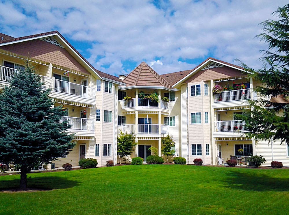 Country Meadows Village in Woodburn, OR