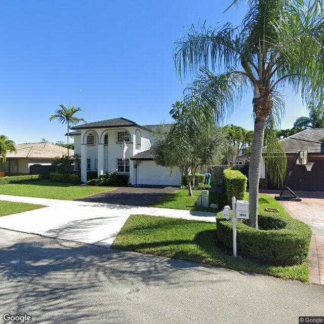 Sunrise Community 2 in Miami, FL - Main View