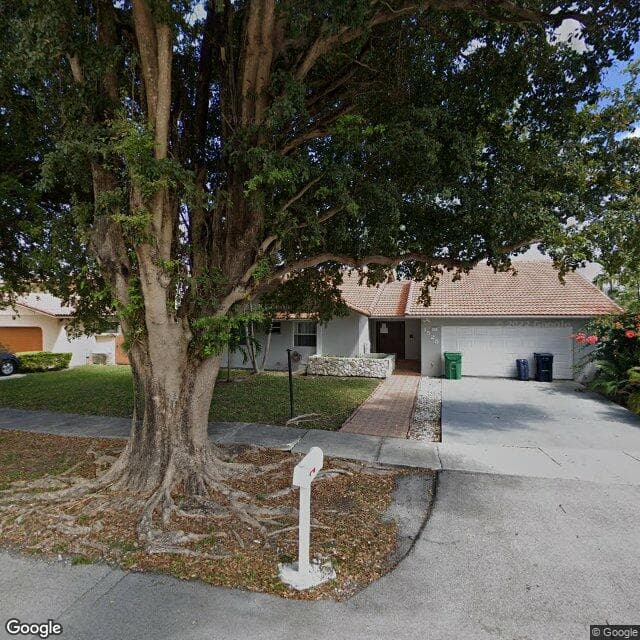 Tadeos Assisted Living Facility in Miami, FL - Main View