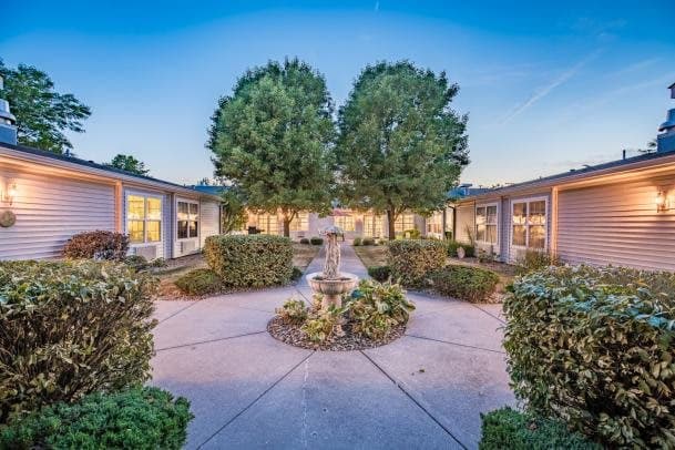 Courtyard at Fremont in Fremont, OH - Main View