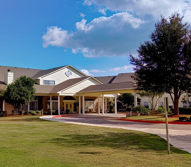 The Waterford At Thousand Oaks in San Antonio, TX - Main View