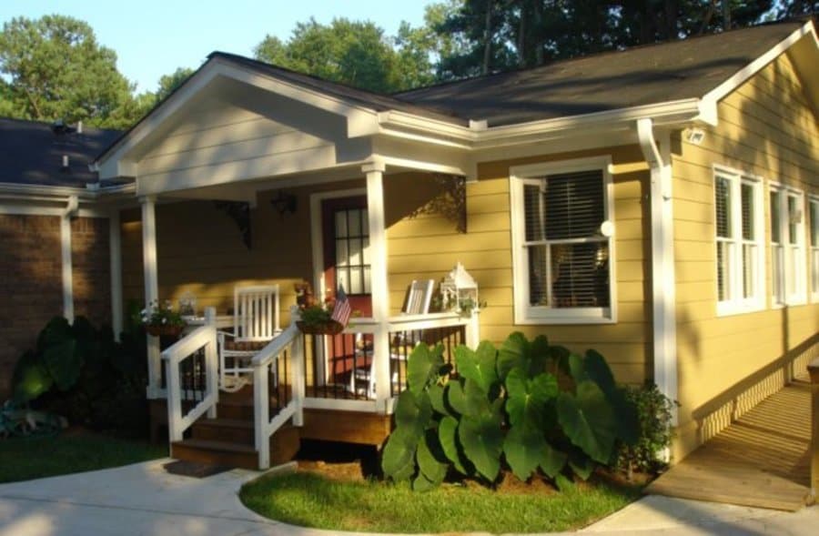 Crabapple Hall in Alpharetta, GA - Main View