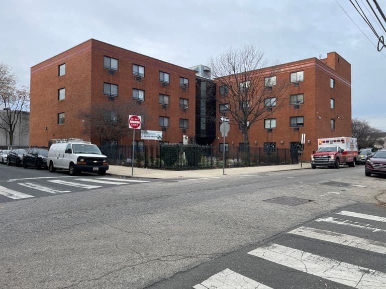 Tucker House Nursing and Rehabilitation Center in Philadelphia, PA - Main View